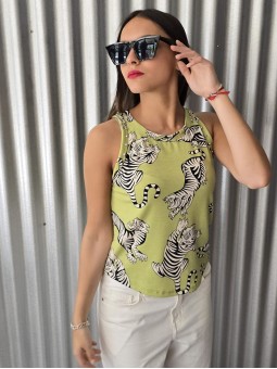 Musculosa Jungle Verde
