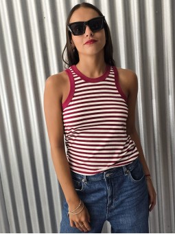 Musculosa Onna Bordó