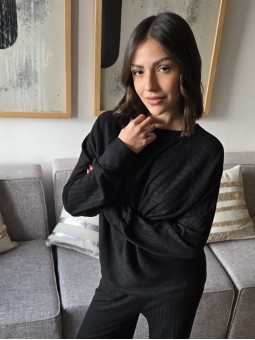 Remera Lanilla Bardot Negro