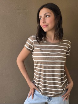 Remera Cassis Tostado