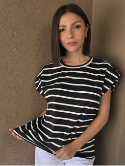 Remera Barlovento Negro