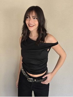 Top Justina Negro